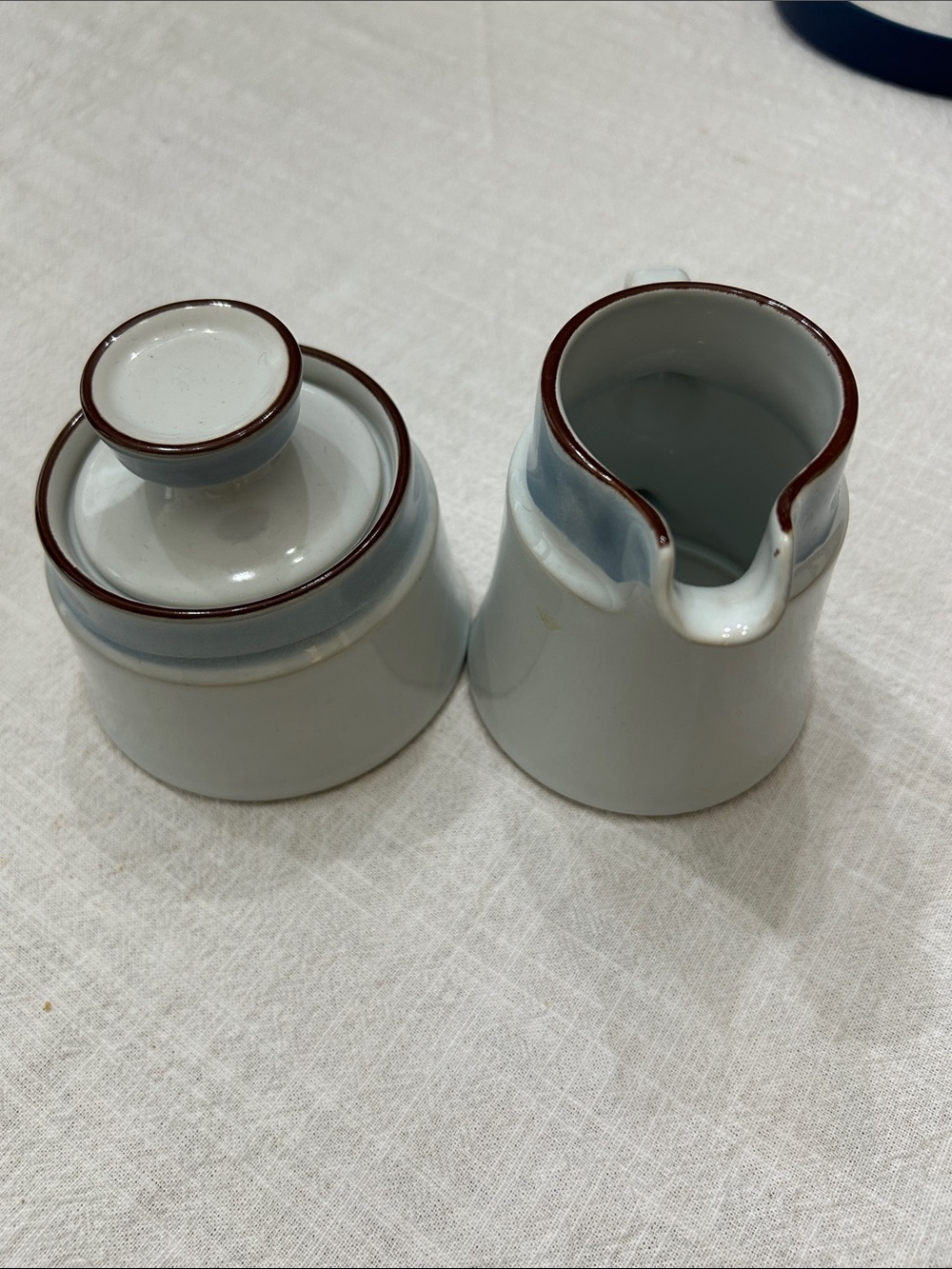 Noritake Stoneware cream and sugar set. Vintage.